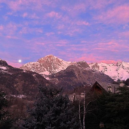 Courmayeur~Navetta Gratuita Per Il Centro+Impianti Eksteriør billede