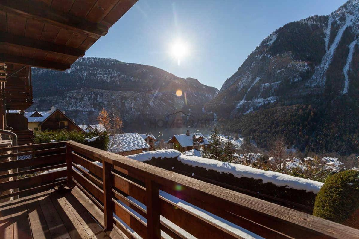 Courmayeur~Navetta Gratuita Per Il Centro+Impianti Eksteriør billede